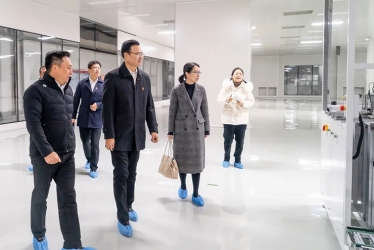 平湖市委書記祁海龍一行蒞臨浙江鴻禧能源股份有限公司開展三服務